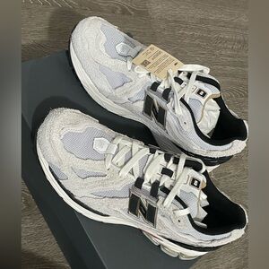 Brand New NB 1906R Protection Pack.